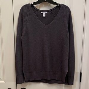Athleta Hanover Purple V-Neck Knit Sweater